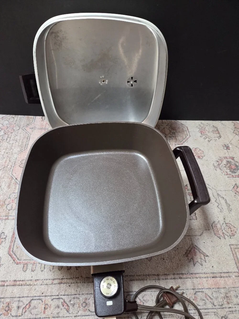 GE Vintage Temp COntrolled Buffet Server